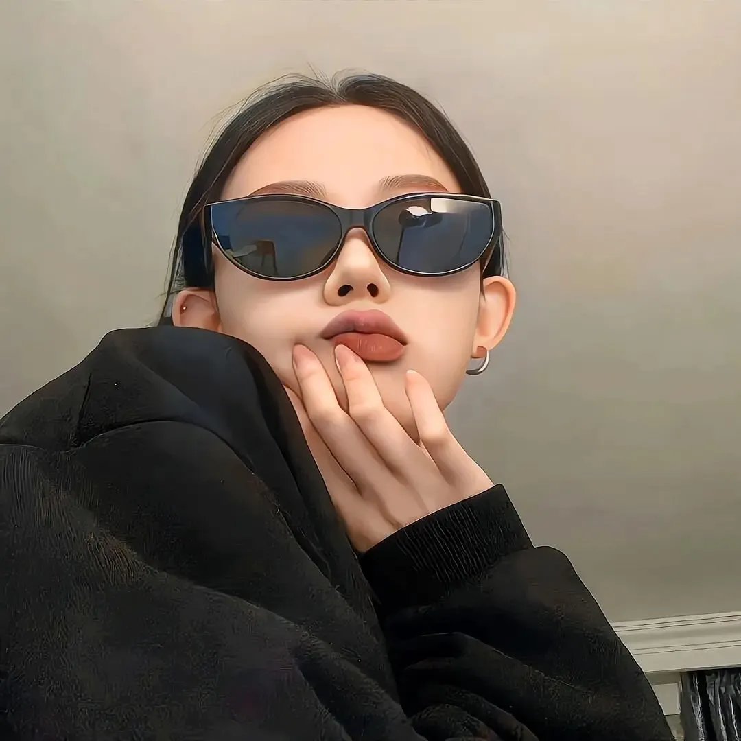 试着用土下座来拜托她们吧